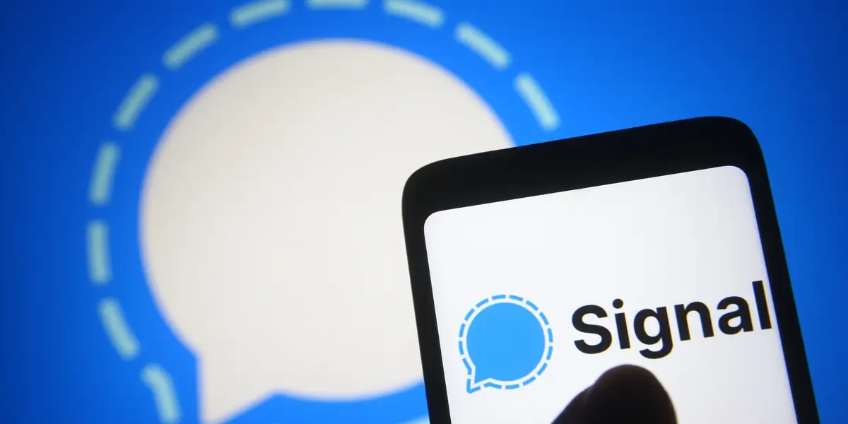 Can valid user data be obtained by hijacking WhatsApp numbers?