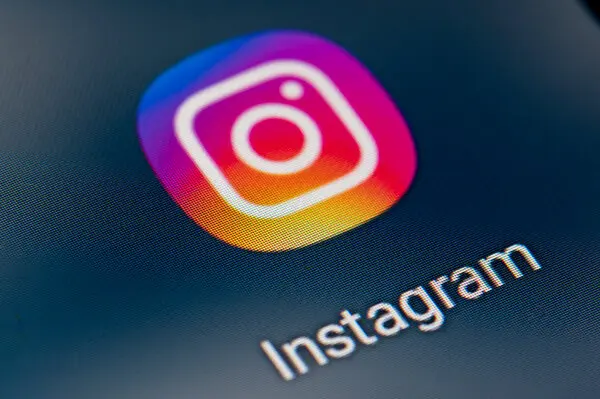 France WhatsApp filtering channel